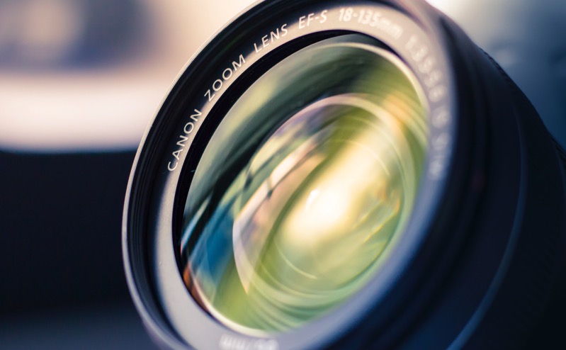 primes vs zoom lenses advantages
